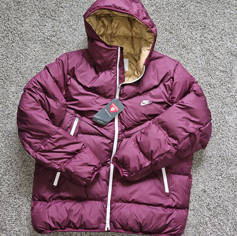 New men's nike jacket